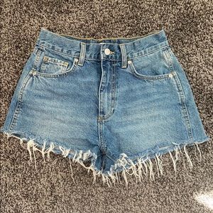Forever 21 cutoff shorts size 27